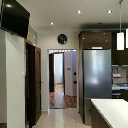 Ferienwohnung Dozsa 64 Dunaújváros Exterior foto