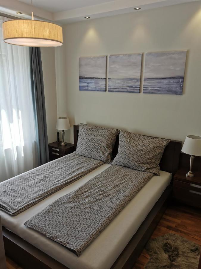 Dozsa 64 Apartment
